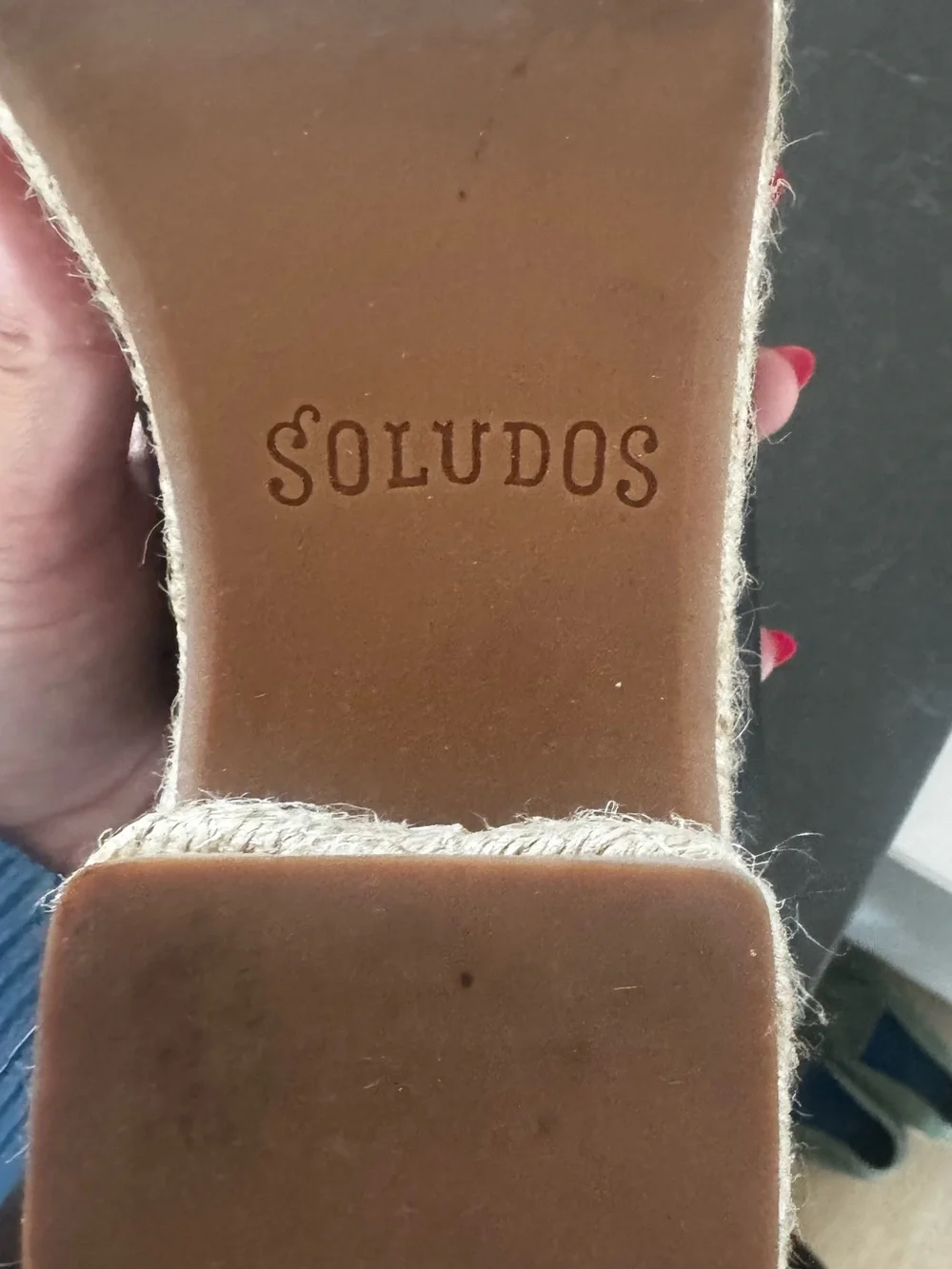 Saludos soludos black